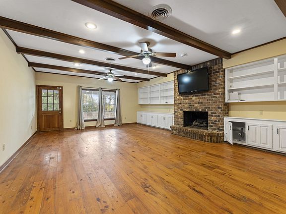 4th image of 15816 Castle Ridge St