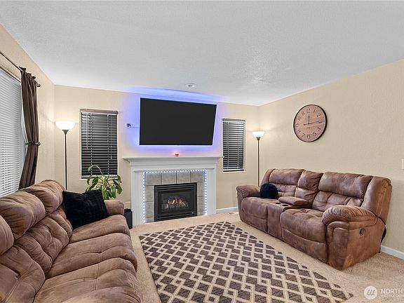 5th image of 2732 28th Avenue SW