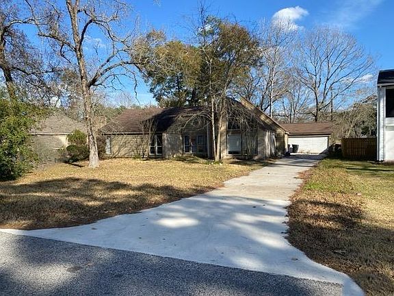 3rd image of 1502 Chestnut Ridge Rd