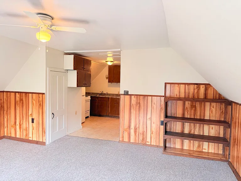 127 Hanover St #4 — Photo 3