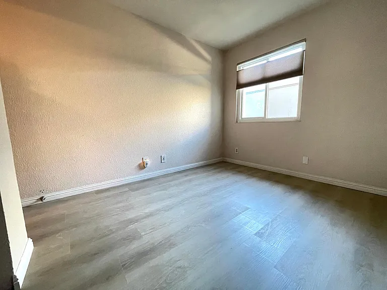 bedroom2