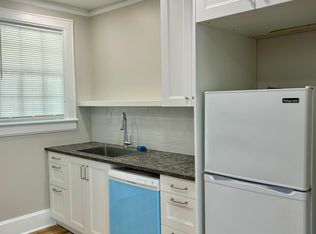 910 E 35th St #4, Savannah, GA 31401