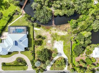 182 Cocohatchee BLVD, NAPLES, FL 34110