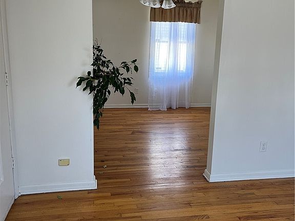 5th image of 16100 Scottsdale Blvd