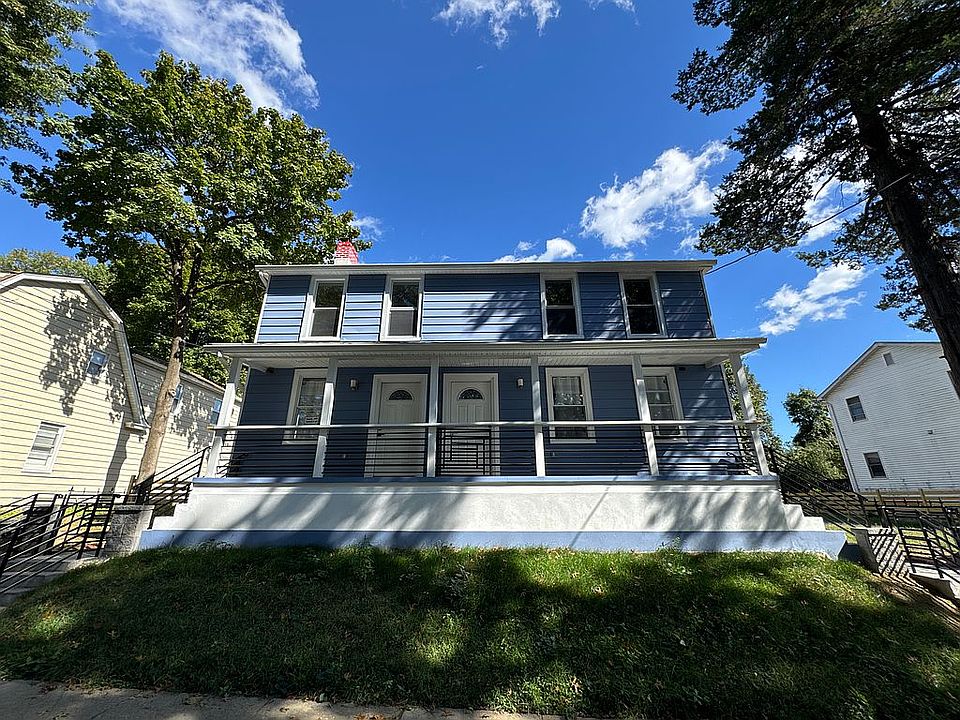1st image of 443 S 1st Ave