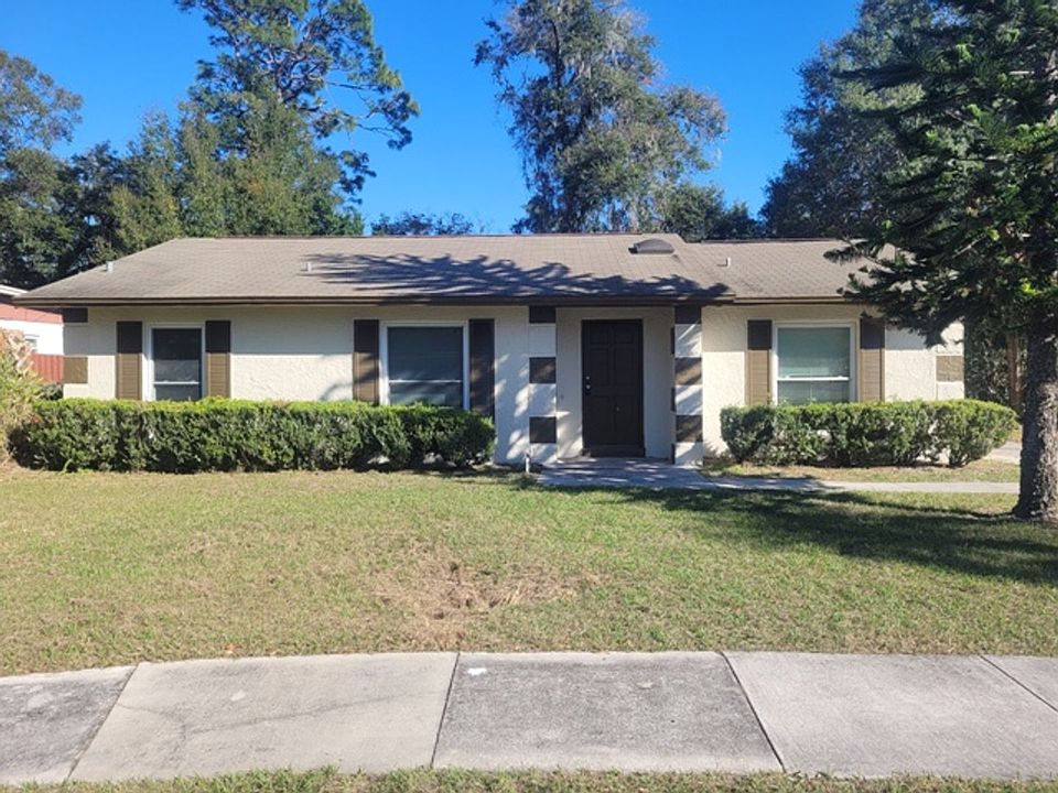 1st image of 4015 Wendy Dr