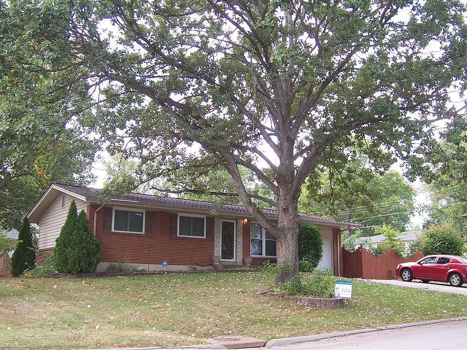 1st image of 4871 Laurier Dr