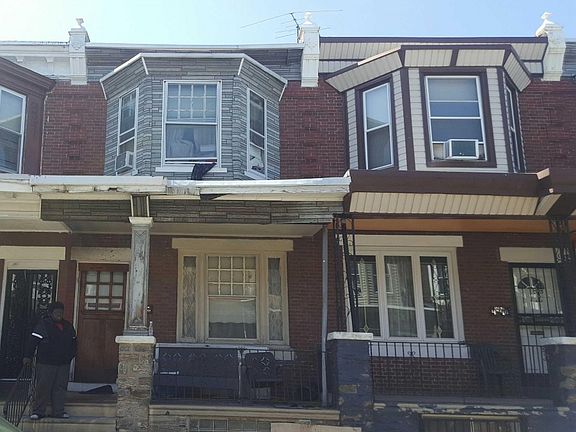 3rd image of 4238 N Franklin St