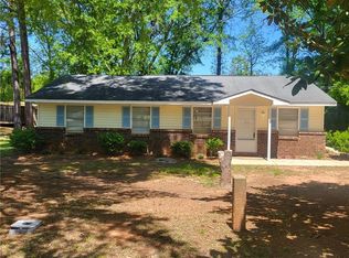 317 Martin Luther Crossing Dr, Lanett, AL 36863