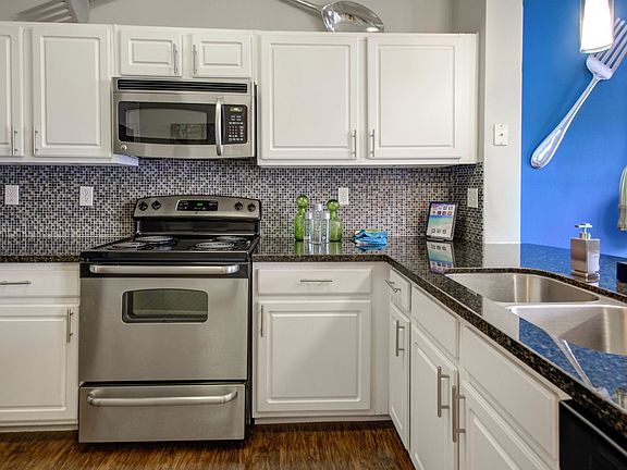 3rd image of 250 Treeline Park APT 305