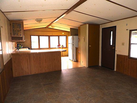 2nd image of 44 Skyline Dr