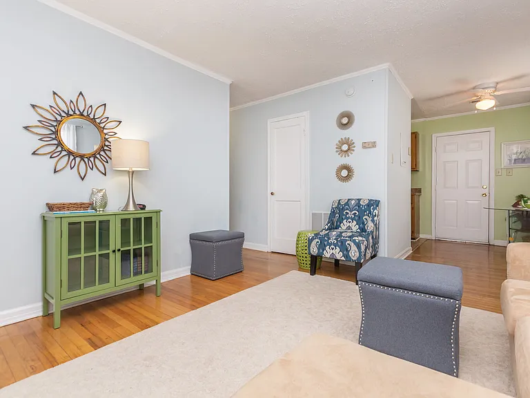 614 Peninsula Dr — Photo 3