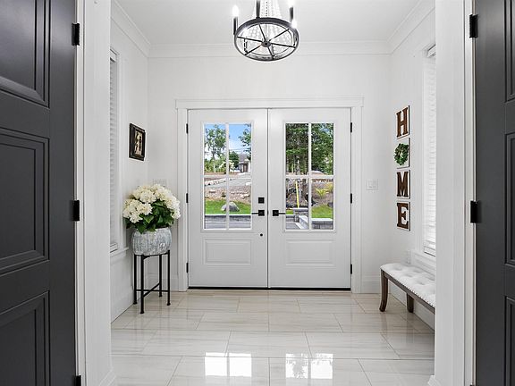 5th image of 389 Myra Rd