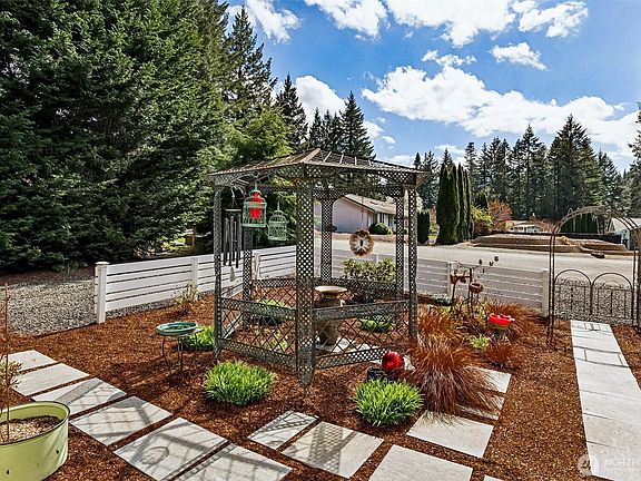 3rd image of 6304 Glen Annie Court SW