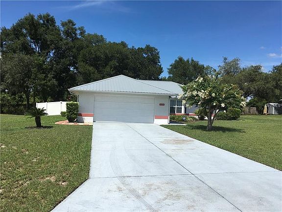 3rd image of 35233 Queens Way