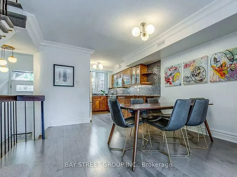 217 Mutual St #3 — Photo 4
