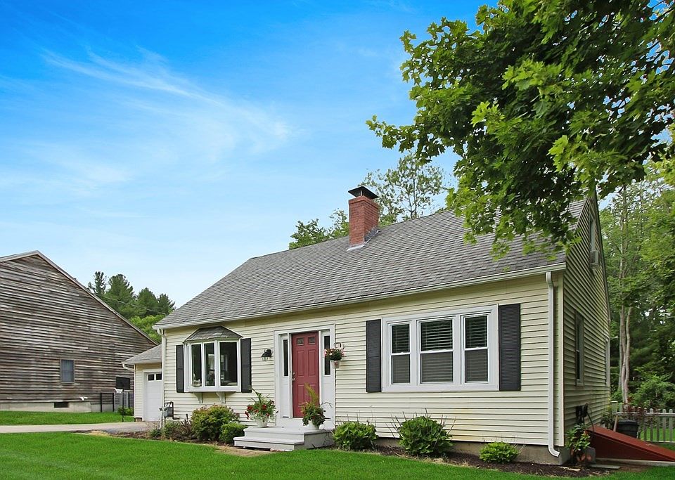 379 Main Dunstable Rd, Nashua, NH 03062 Zillow