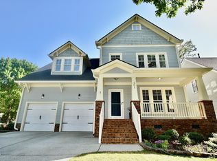 101 Olivepark Dr, Holly Springs, NC 27540