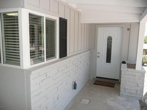 4th image of 755 W Hermosa Dr