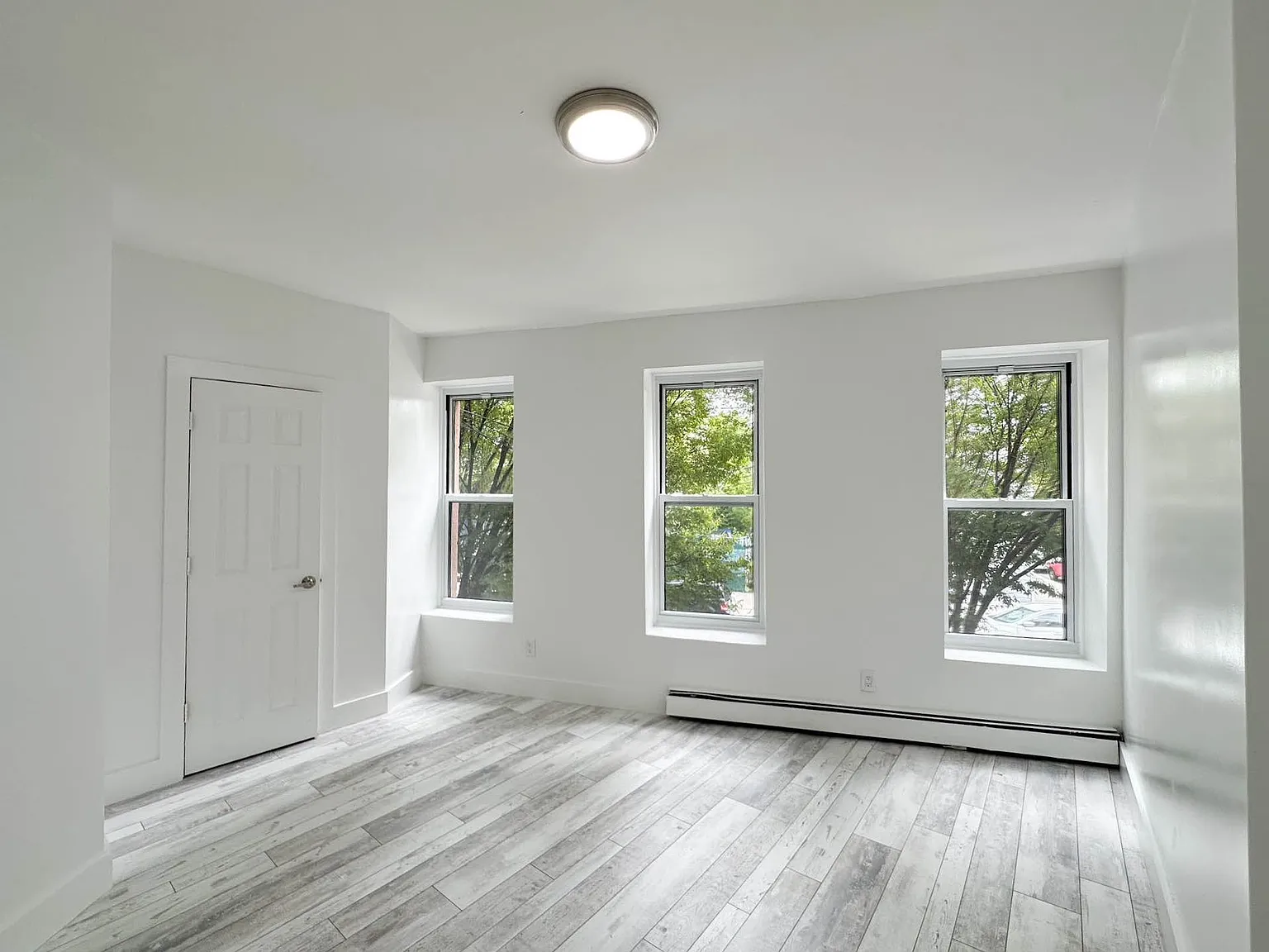 376 Columbia Street — Photo 1