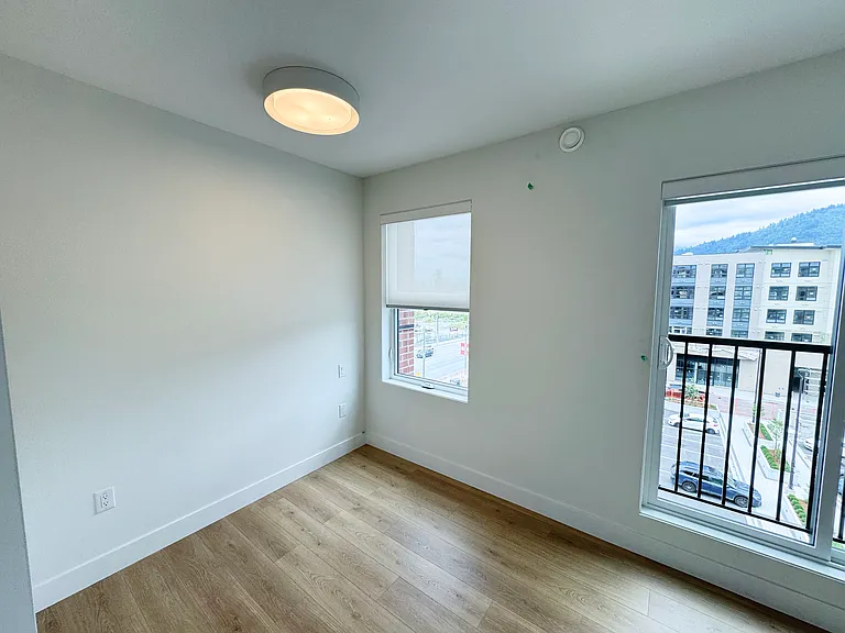46185 Thomas Rd #404 — Photo 6