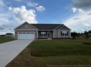 44 Teepee Dr, Lillington, NC 27546