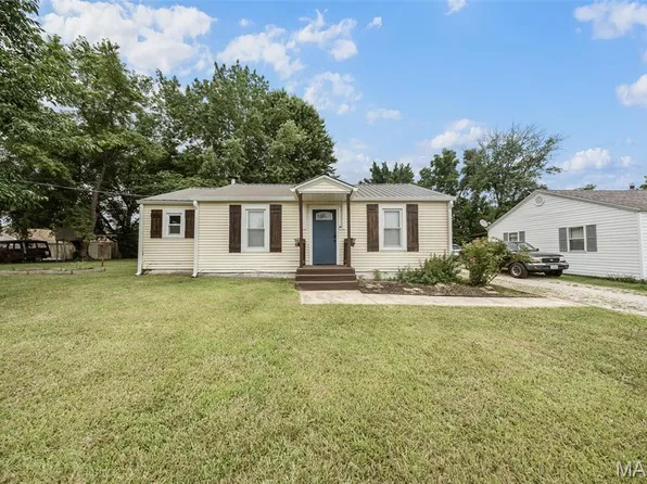 804 E Hunt St, Salem, MO 65560