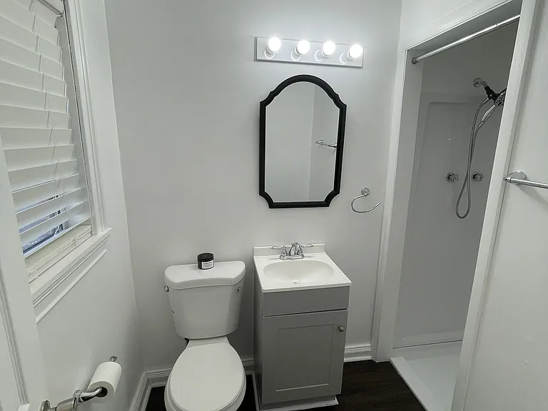 3613 Royal Crest Dr — Photo 6