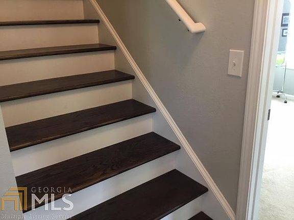 3rd image of 352 Cypress Dr #29
