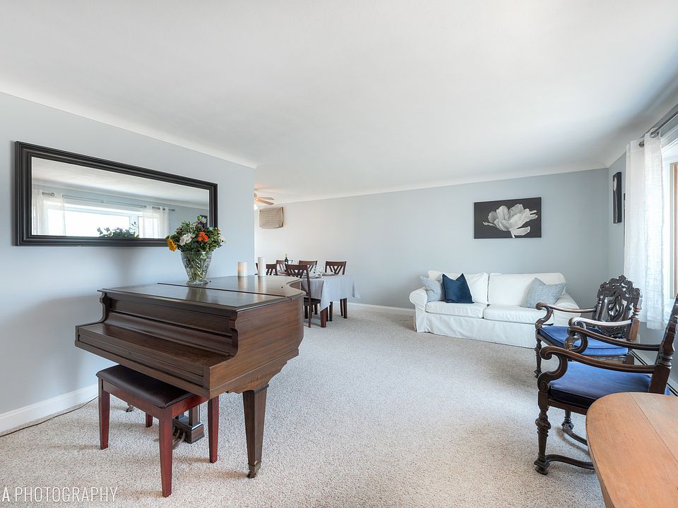 464 Riley Dr, Marengo, IL 60152 Zillow