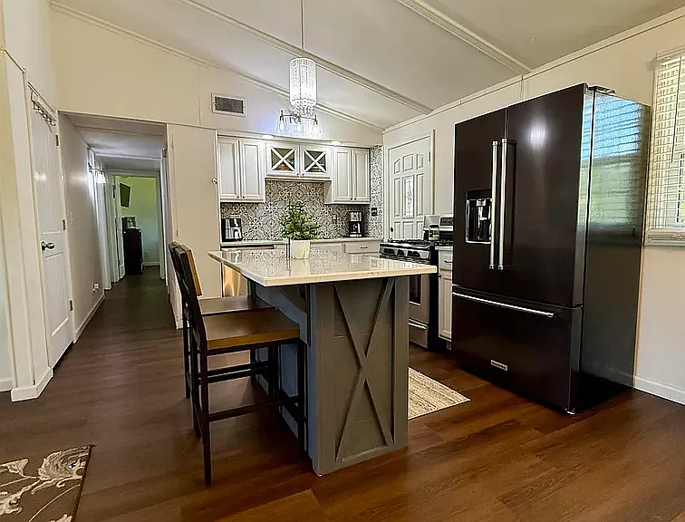 814 W Sunnyview Ave #1 — Photo 6