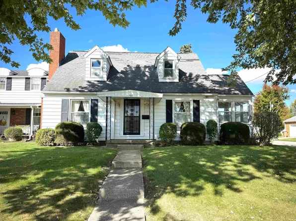 700 W South St, Winchester, IN 47394