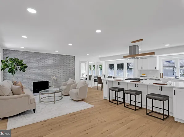 5609 8th Pl N, Arlington, VA 22205