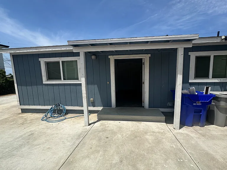 730 S 46th St — Photo 10