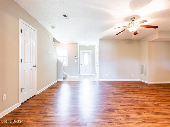 3rd image of 101 College Station Ct APT F