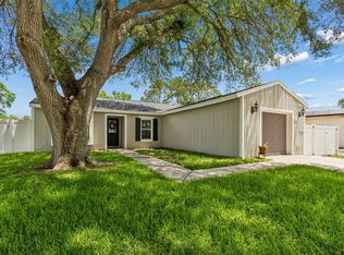 5707 Ridgestone Dr, Tampa, FL 33625