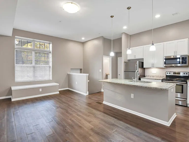 Columbus Lofts — Photo 4