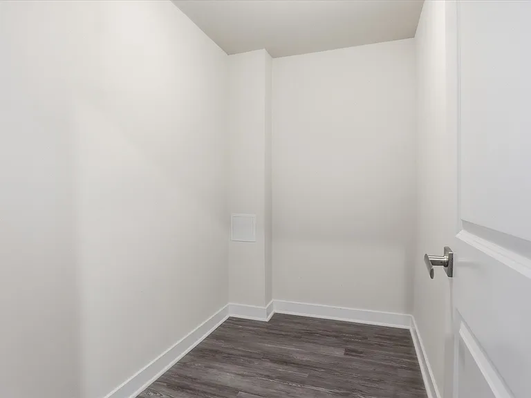 4702 Towne Park Rd — Photo 10
