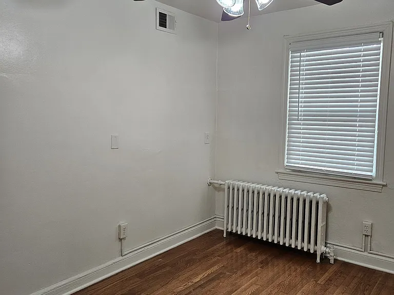 1722 H St NE #B — Photo 10