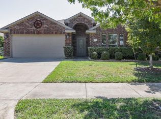 2022 Club Oak Dr, Heartland, TX 75126