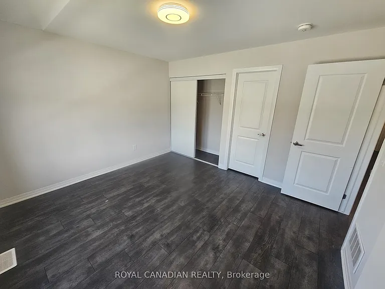 233 Leslie Davis St — Photo 24