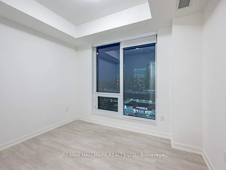8868 Yonge St #1507E — Photo 19