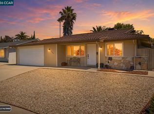 5269 Peony Dr, Livermore, CA 94551