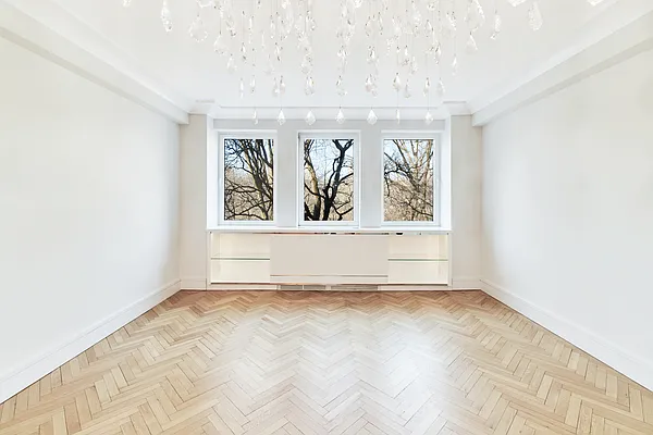 Sold by Douglas Elliman | media 14