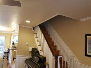 6829 Sprague St, Philadelphia, PA 19119