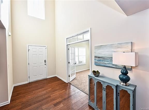 5th image of 2119 N Red Tail Ct