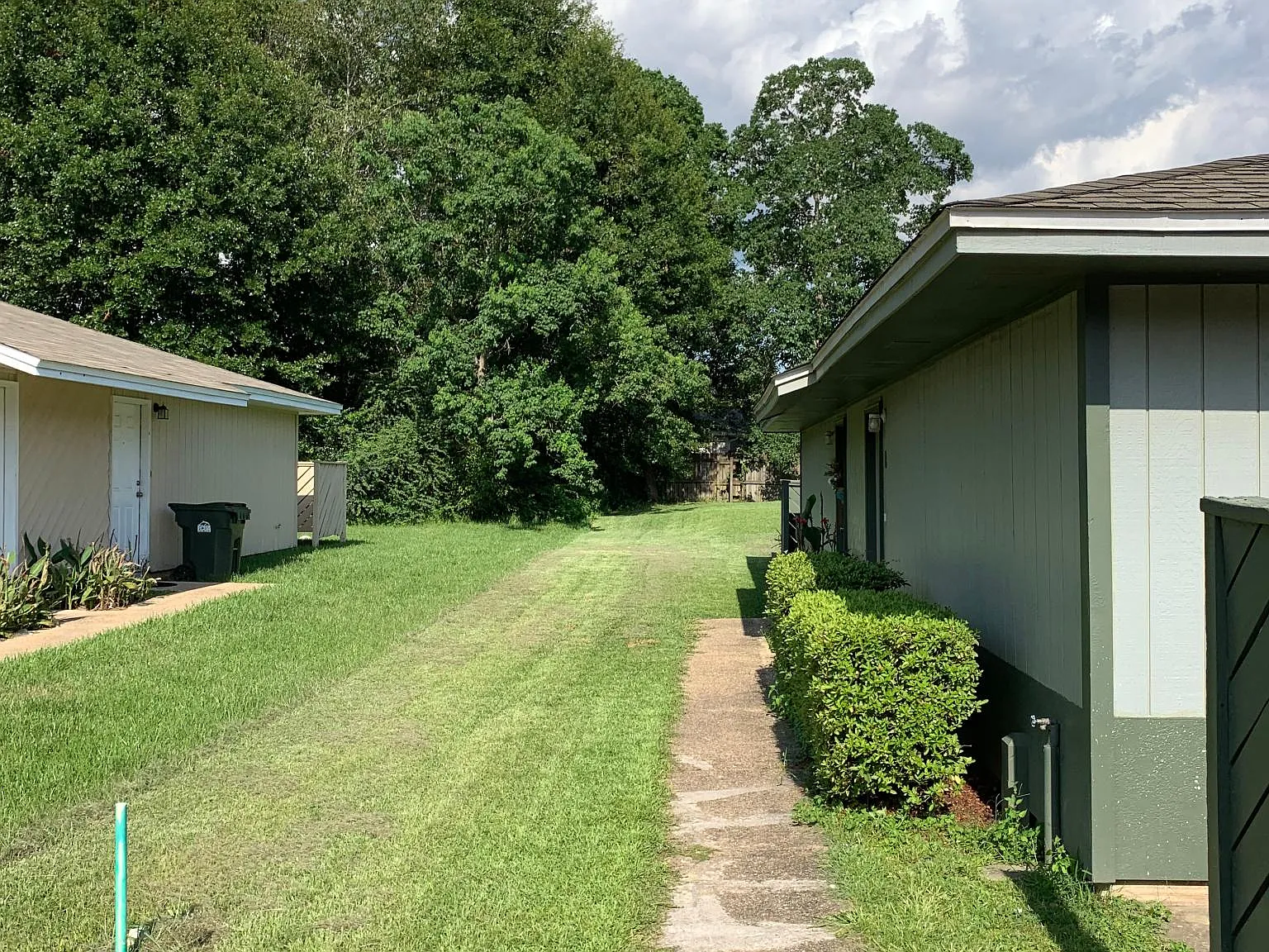 8170 Stonebrook Dr — Photo 4
