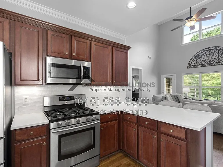 327 Wandering Cir — Photo 16