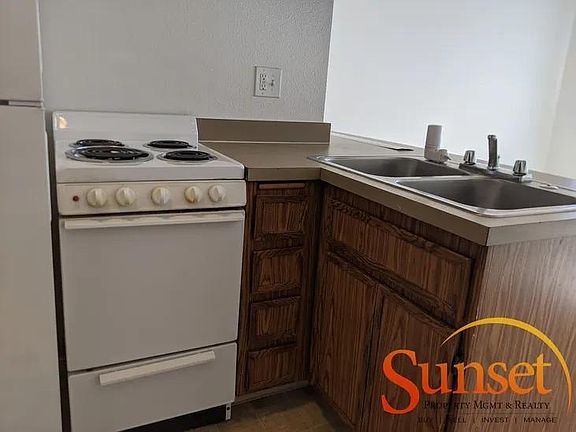 4th image of 4575 Idaho St APT 9
