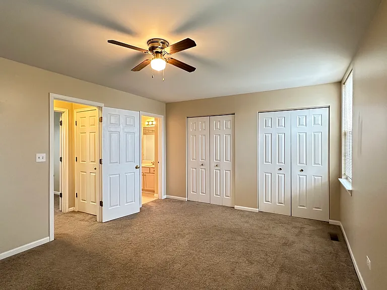 2159 Henning Pl — Photo 24